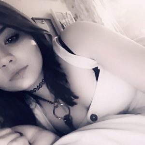 Meet your Posher, Caitlyn